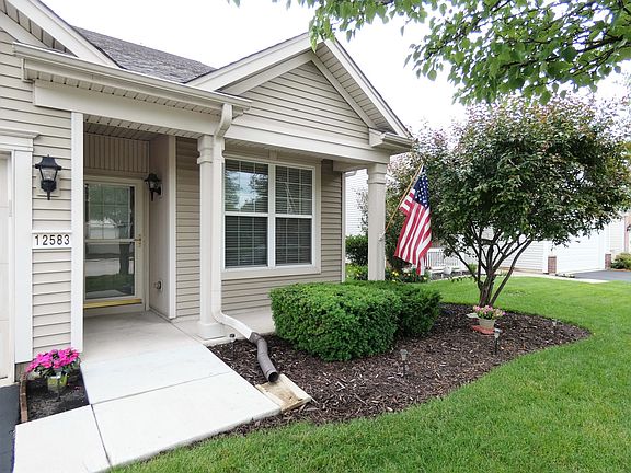 3rd image of 12583 Castle Rock Dr