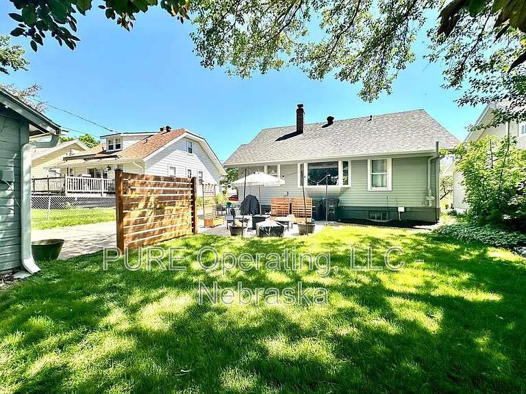 5724 Rees St — Photo 56