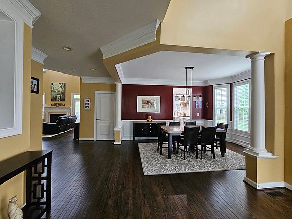 4th image of 42584 Olmsted Dr