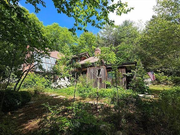 4th image of 119 Buffam Rd