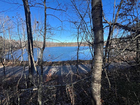 5th image of On Heart Lake Rd