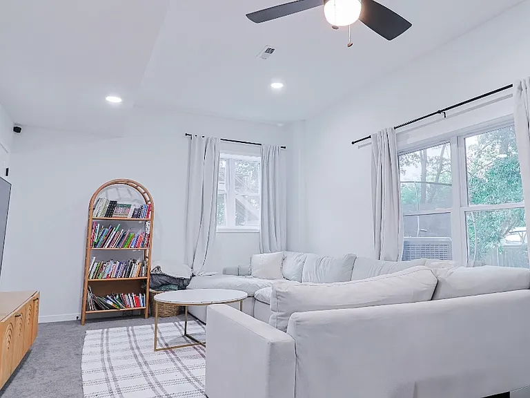 1246 Rich Blvd — Photo 28