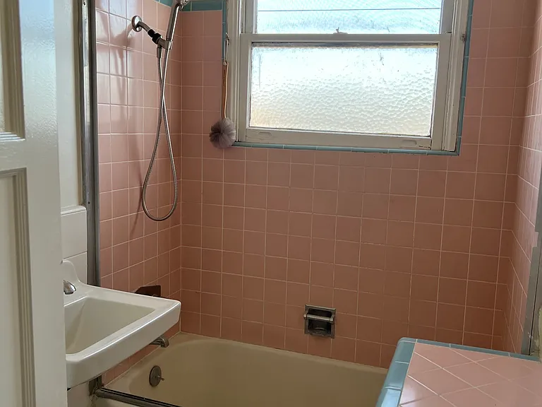 408 E Norwood Pl — Photo 6