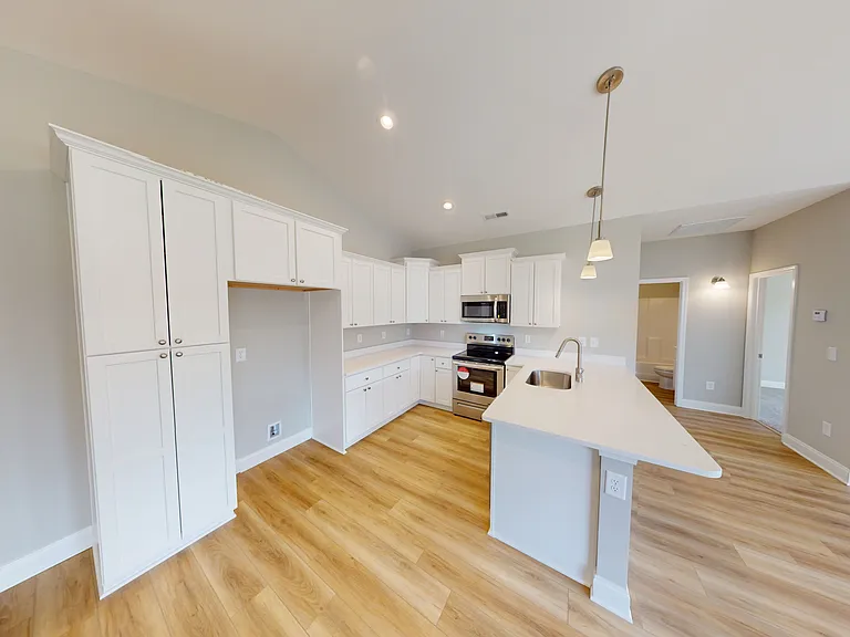 1044 Moen Loop — Photo 7