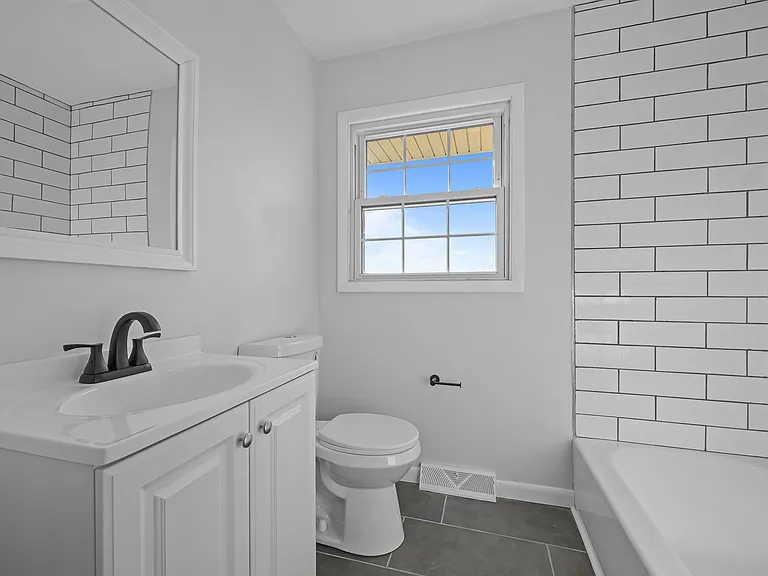 1821 Baldwin Mill Rd — Photo 5