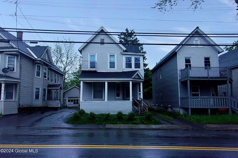 5th image of 185 Market Street