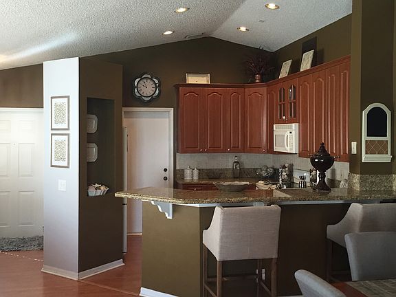 Upgraded Kitchen 