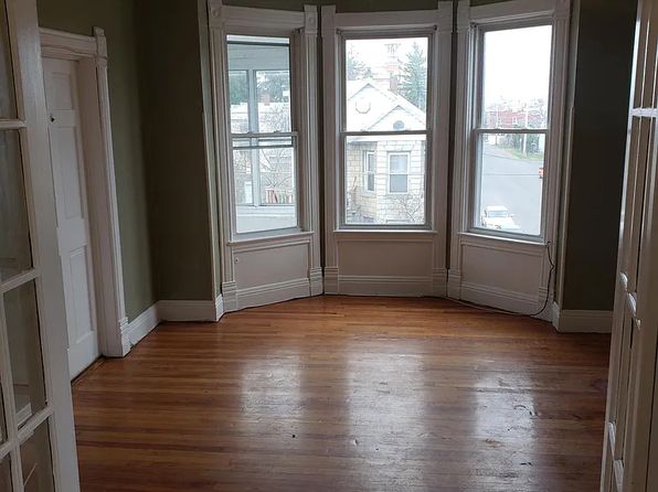 28 Washington Ave APT 1