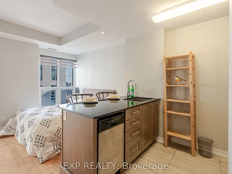 242 Rideau St #2308 — Photo 26