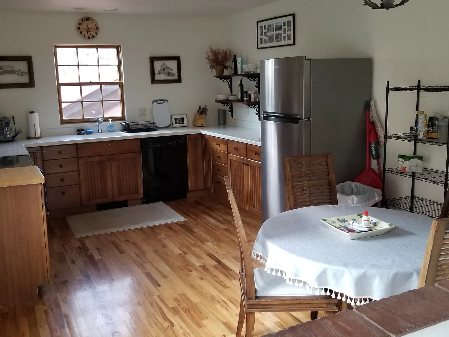 2 bed, 1400 sqft, $5,500 — Photo 4