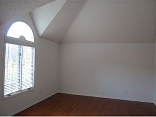 5th image of 2920 S Olcott Blvd