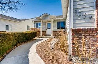 3 bed, 1149 sqft, $2,350 — Photo 2