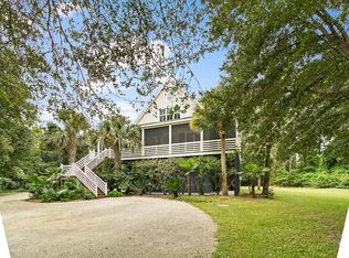 312 McClellan Ave, Mc Clellanville, SC 29458