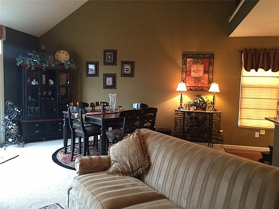5th image of 12411 Hawks Landing Dr