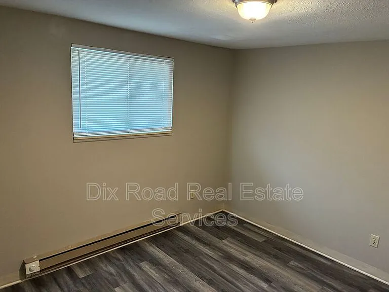 735 Trumbull St #5 — Photo 12