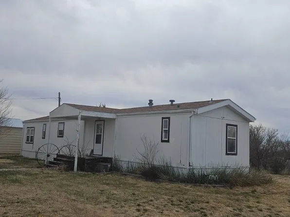 701 Pine St, Big Springs, NE 69122