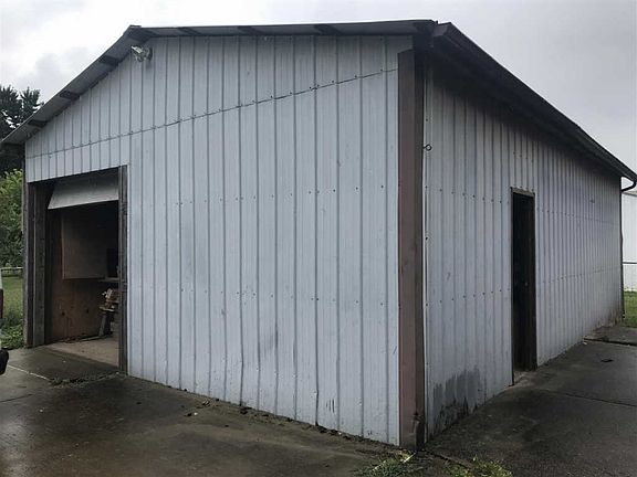 5th image of 6549 Broadway St