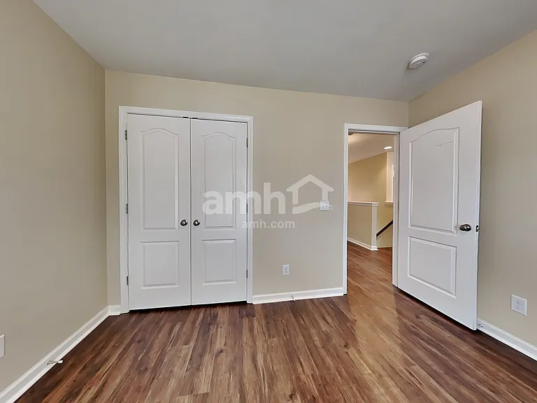 7778 Discovery Rd — Photo 16