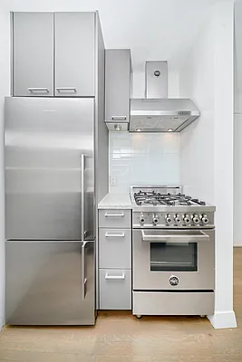 Rented by Living New York | media 6