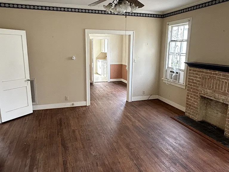 715 Boulevard St — Photo 4
