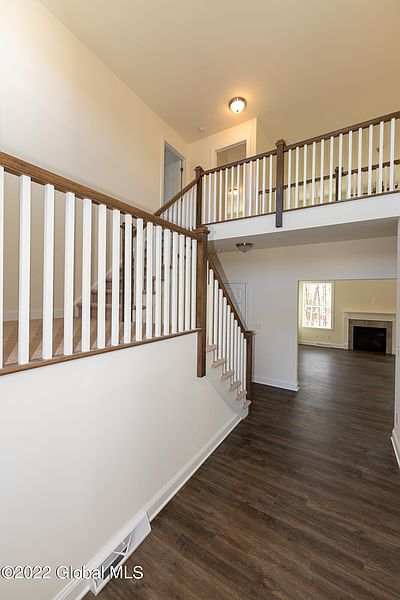 5th image of 36 Tamarack Street