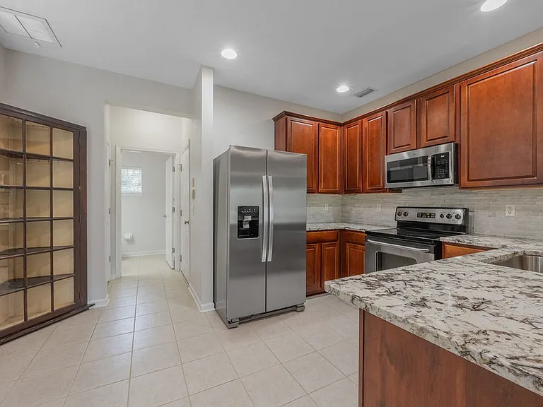 11310 Campfield Cir — Photo 5