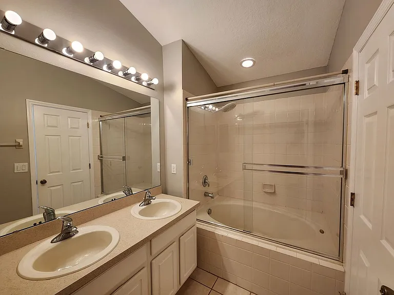 12654 Langstaff Dr — Photo 18