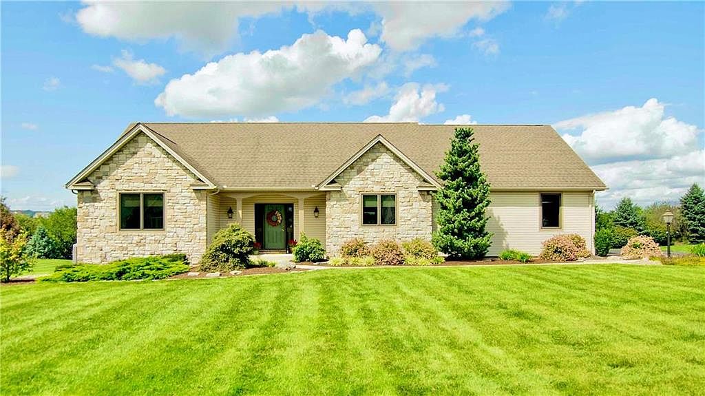 3362 Fairland Dr N, Schnecksville, PA 18078 Zillow