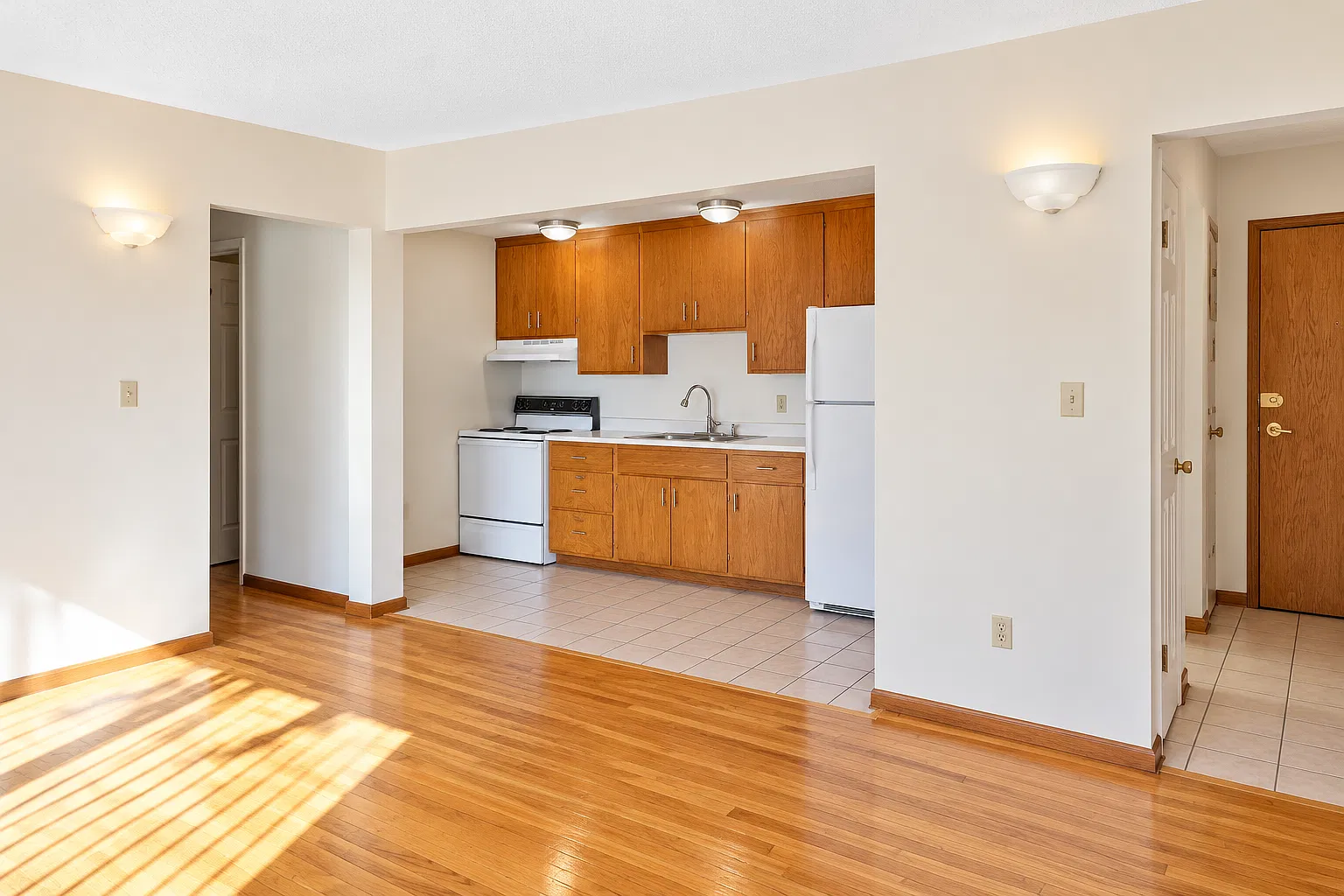 1 bed, $1,059 — Photo 1