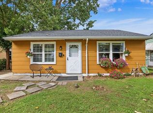 81 A St, Niagara Falls, NY 14303