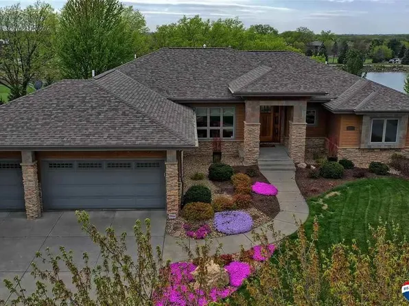 2025 Wilderness Ridge Dr, Lincoln, NE 68512