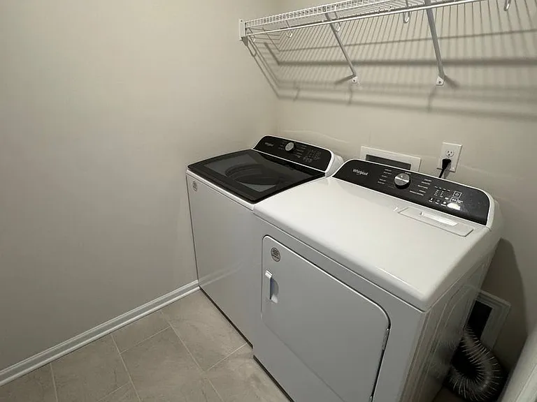 1066 Plumcrest Dr — Photo 22