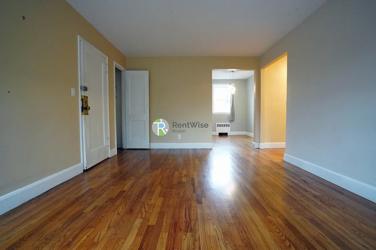 Building Photo - 25 Englewood Ave #4