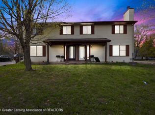 5716 Hughes Rd, Lansing, MI 48911