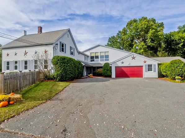 106 Elm St, Hatfield, MA 01038