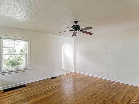 4th image of 5610 Philadelphia Dr
