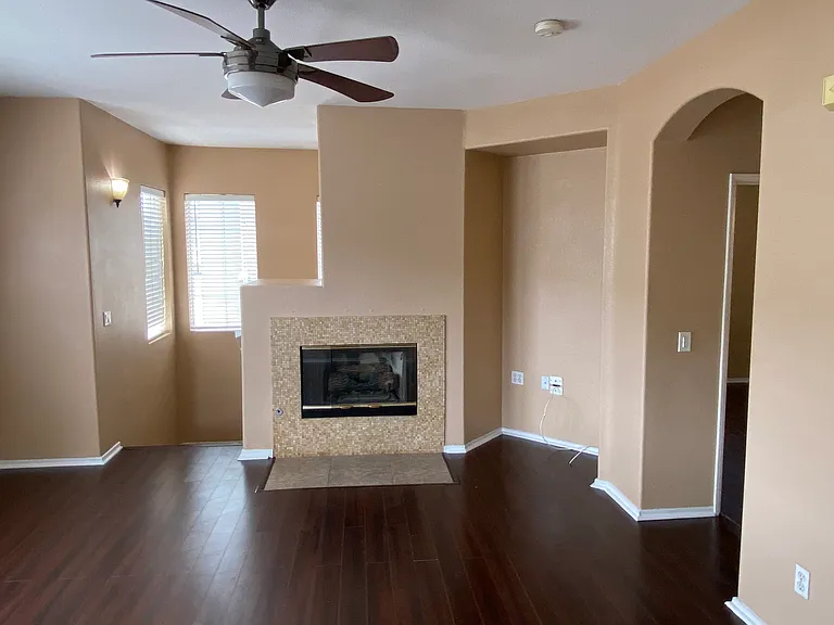 6353 Avenida De Las Vistas #1 — Photo 5