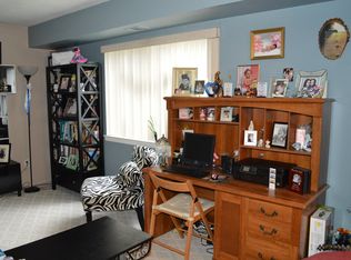 14 Pointe Cir S, Coram, NY 11727