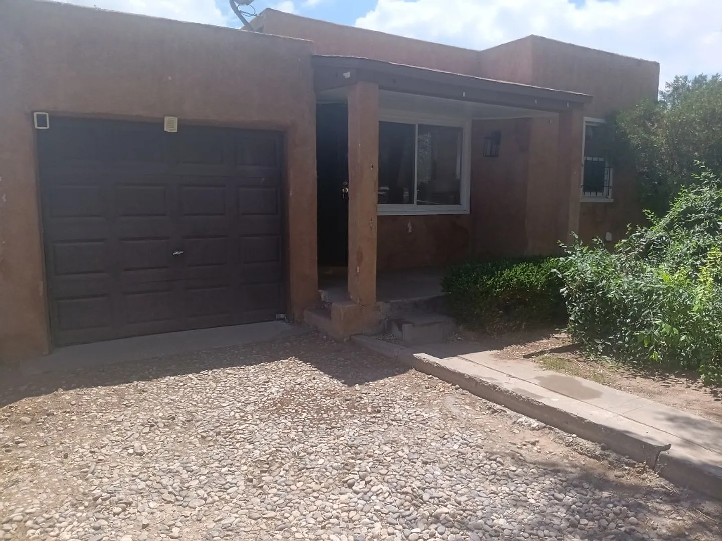 Cozy 2-Bedroom 1 Bathroom Home in NE ABQ! — Photo 2