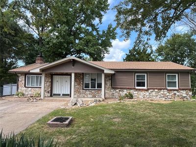 4913 Cherry Blossom Ln, Hazelwood, MO, 63042