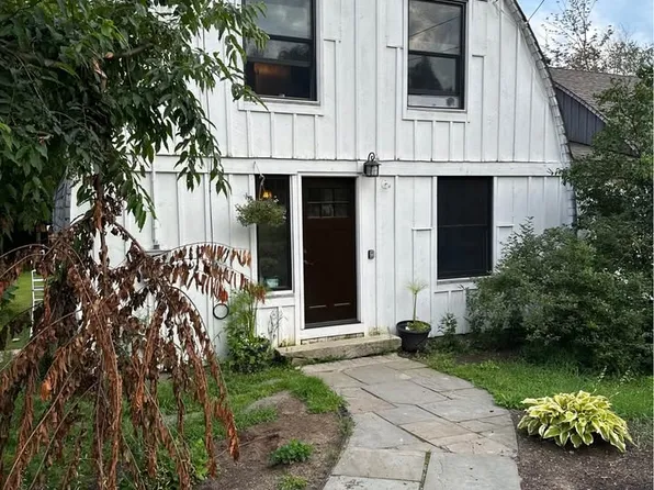 20 Dale Rd, Sandwich, NH 03227
