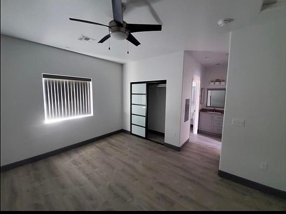 4th image of 521 E Mission Ln #15
