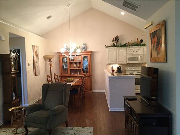 4th image of 30 Wildwood Dr APT 53