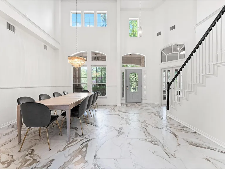 18 Degas Park Dr — Photo 10