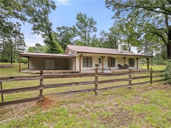 68 Beaubouef Rd, Deville, LA 71328