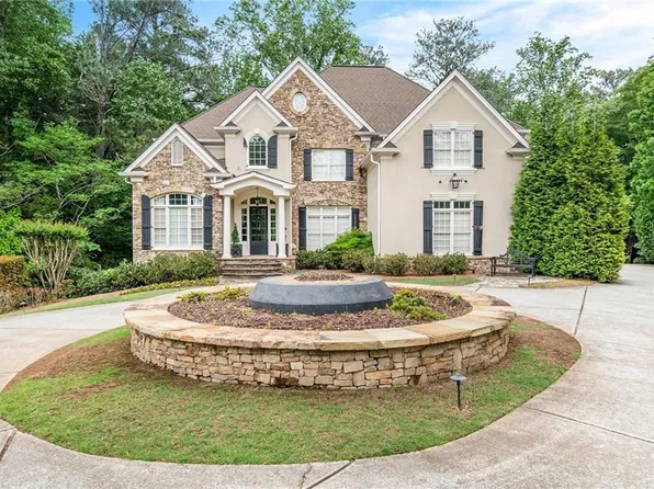 105 Dunwoody Creek Ct, Sandy Springs, GA 30350