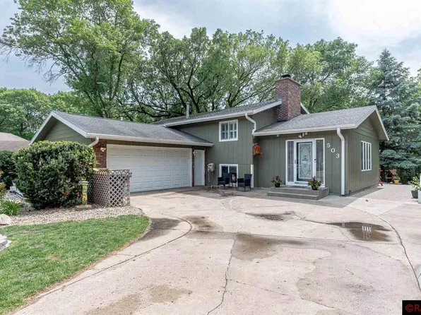 503 Ivanhoe Ct, North Mankato, MN 56003