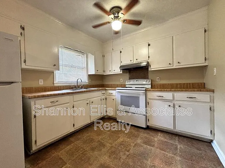 405 Elder Rd — Photo 27