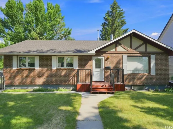 725 7th STREET E, Saskatoon, SK S7H 0Y1