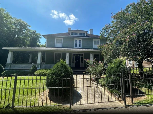 709 Hay St, Fayetteville, NC 28301
